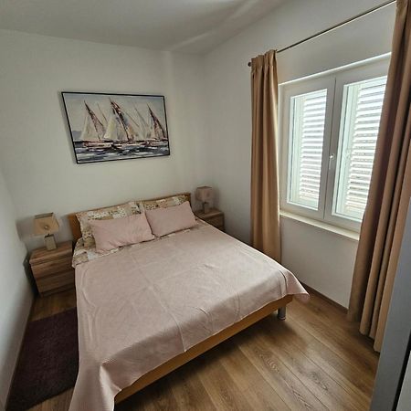 Apartments Grgic Trogir Exterior foto