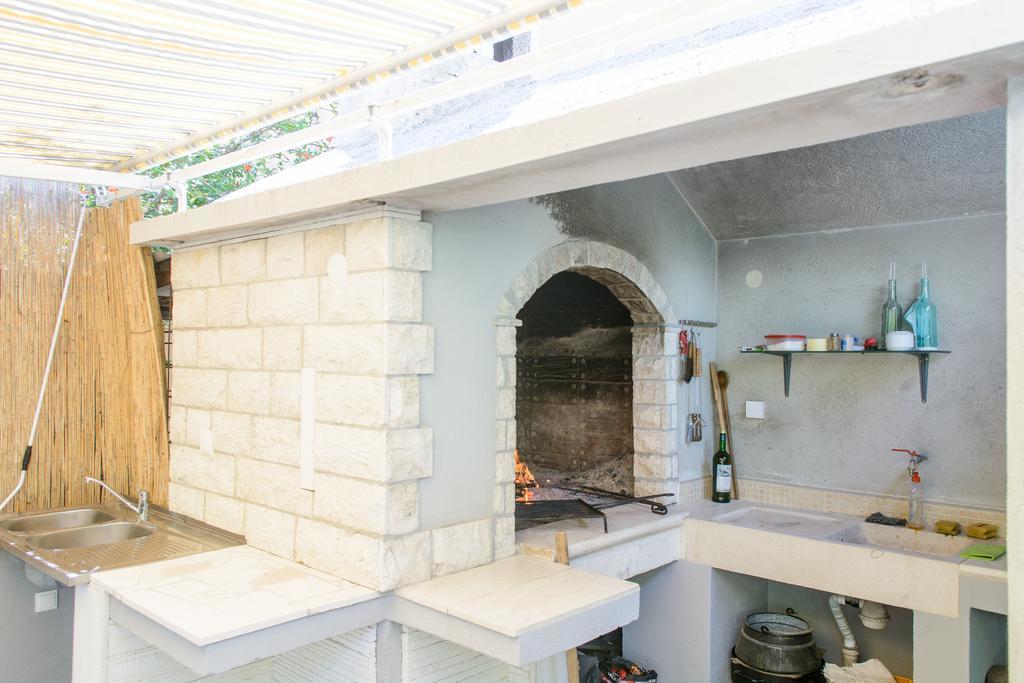 Apartments Grgic Trogir Exterior foto