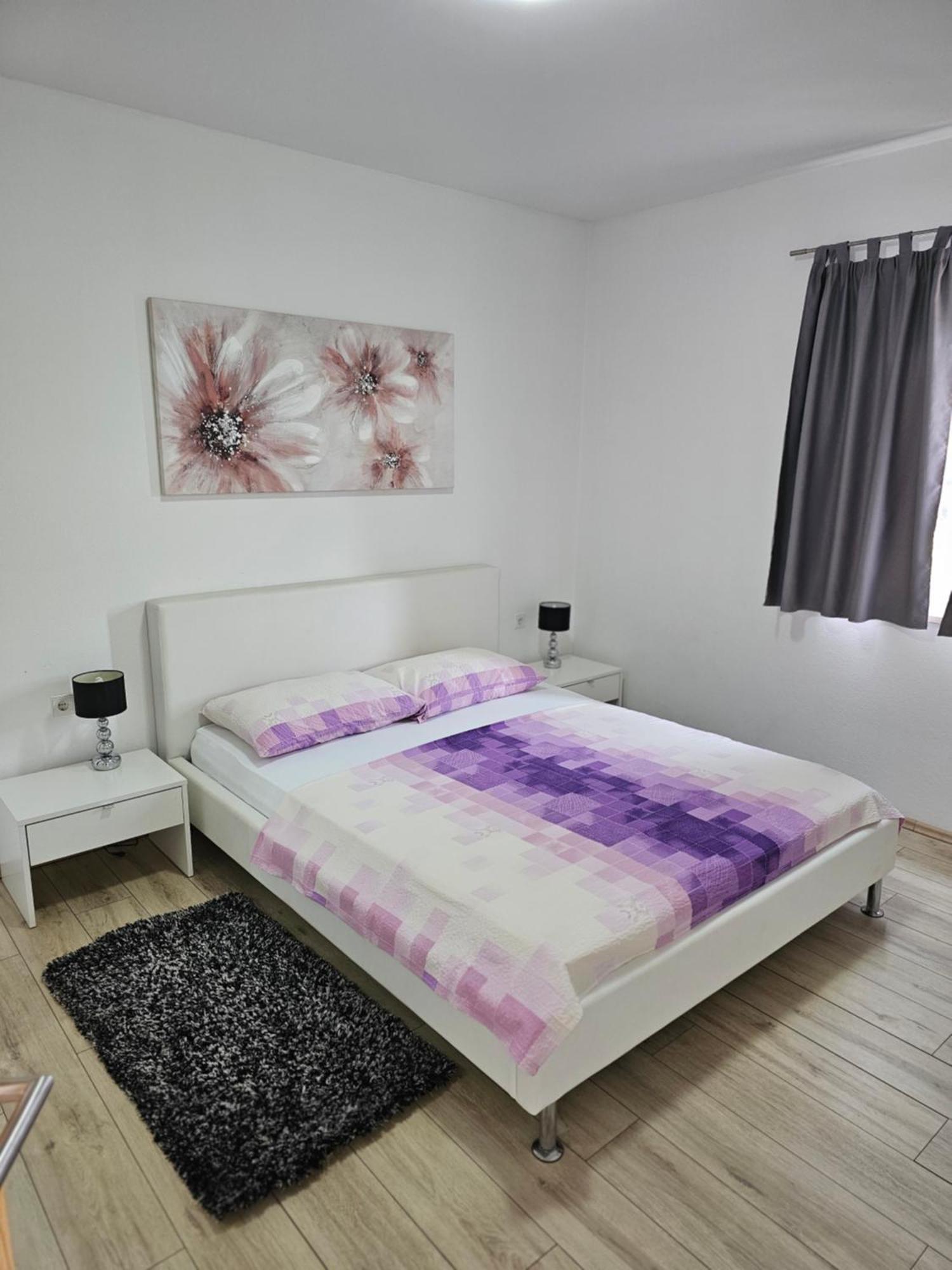 Apartments Grgic Trogir Exterior foto